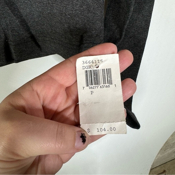 ABS by Allen Schwartz Front Zip Long Sleeve Top Size Small Petite - Picture 5 of 5